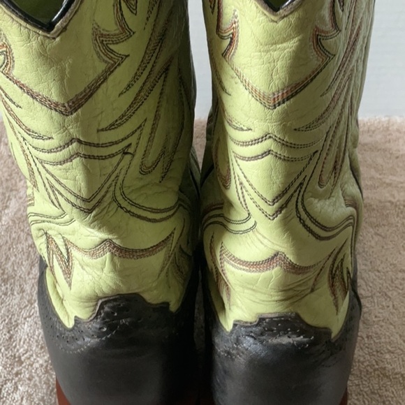 ARIAT cowboy boots - Picture 3 of 9